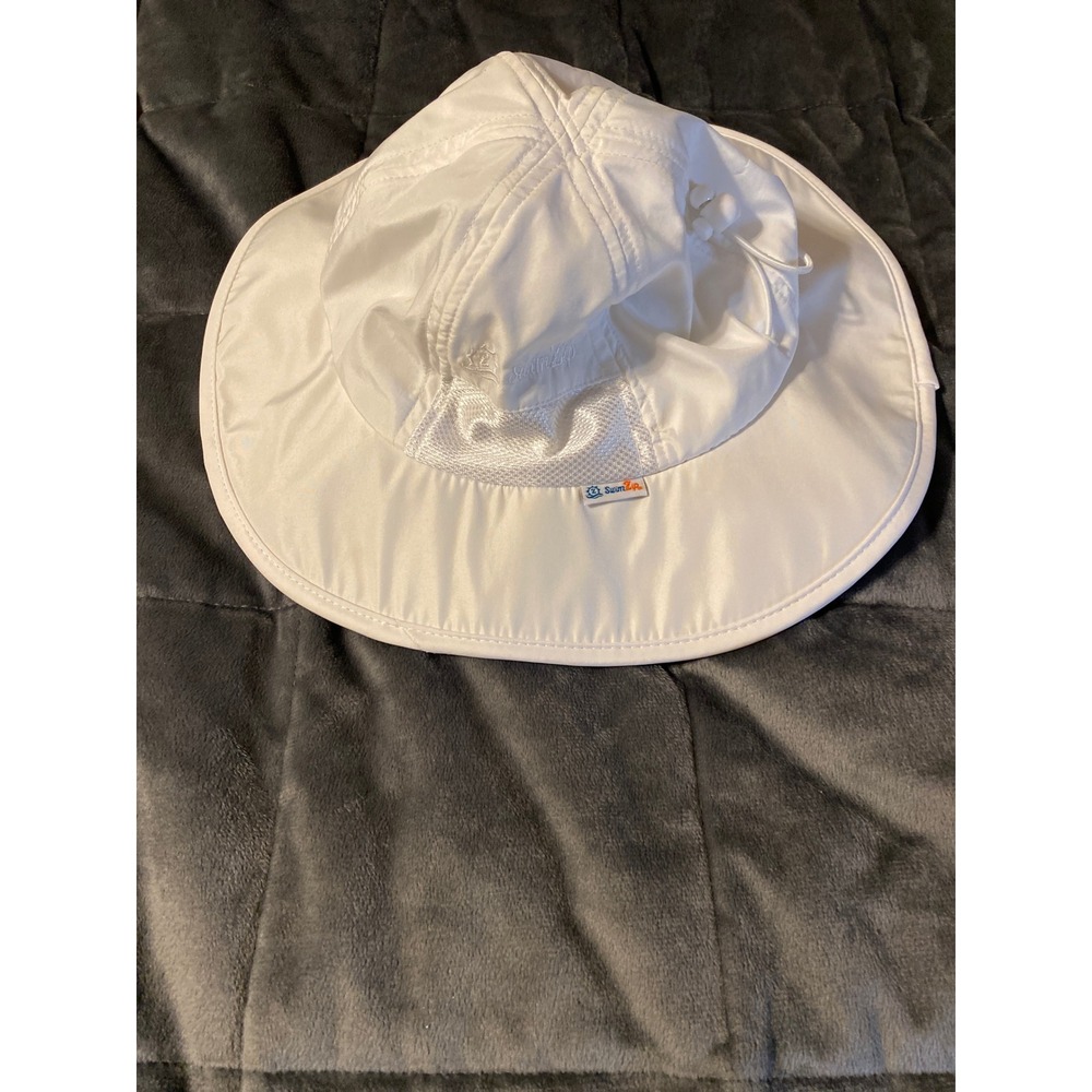 SwimZip Kids Sun Hat White Wide Brim Mesh Vented Adjustable Strap 2-8Y 0421
